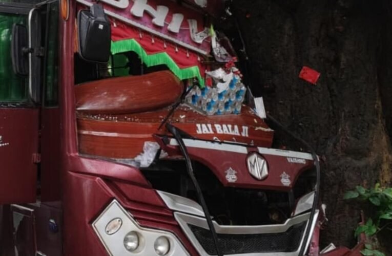 Shivam Bus Collides with Tree in Kolebira; Several Passengers Injured