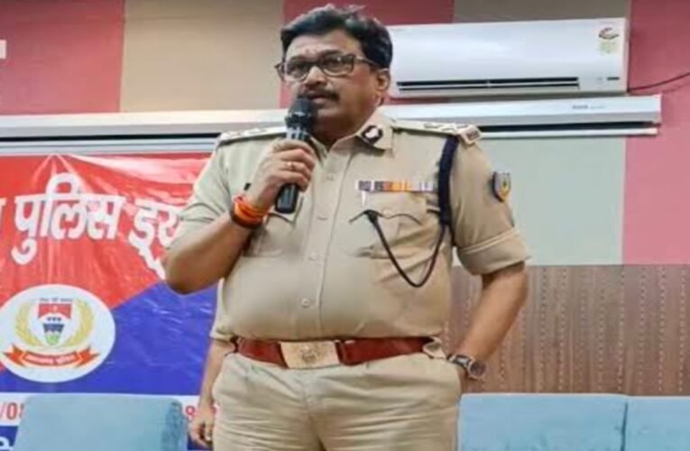 स्वतंत्रता दिवस 2026 पर झारखंड पुलिस के 9 अधिकारी-कर्मी सम्मानित, IG शैलेन्द्र कुमार सिन्हा को राष्ट्रपति विशिष्ट सेवा पदक