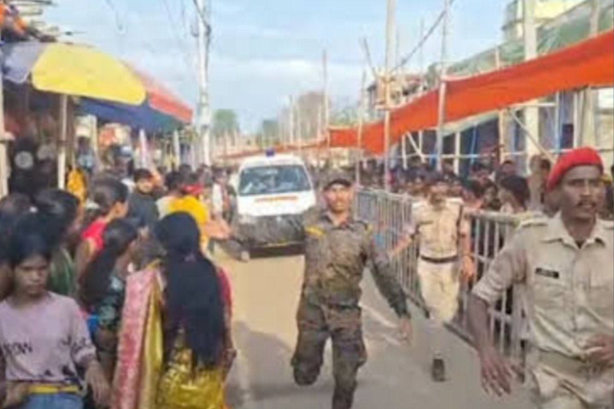 Major tragedy at Ashokdham Temple: Seven devotees killed, over 12 injured after an electric wire fell.