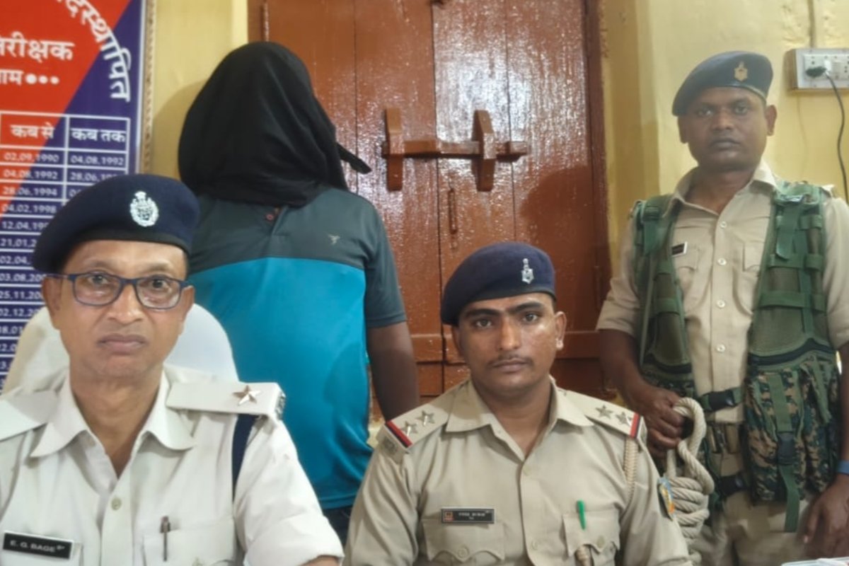 Money trail of cattle smuggling racket exposed; former CSC operator arrested.