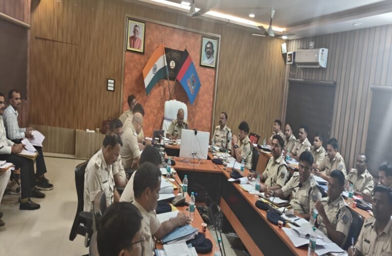 Crime review meeting in Hazaribagh