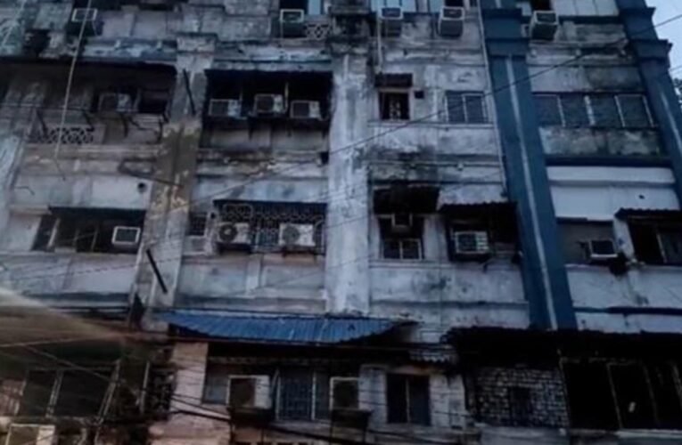 कोलकाता के होटल में भीषण आग, 9 लोगों की मौत; छह घायल, AC ब्लास्ट की आशंका