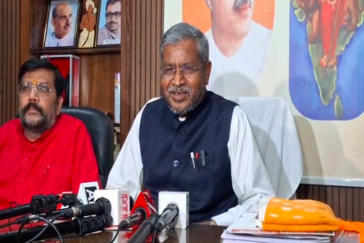 Babulal Marandi raised questions regarding the 11th to 13th JPSC interviews.