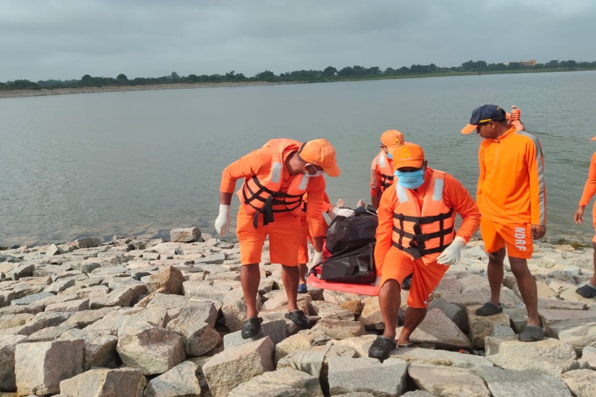 Ranchi crime news body in dhurwa dam