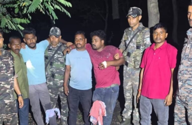 Encounter between police and criminals in Giddi; two miscreants injured, one fled into the forest.