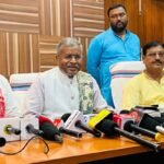 छात्रों पर हमले को लेकर बाबूलाल मरांडी का सरकार पर हमला, सीबीआई जांच की मांग Babulal Marandi lashes out at the government over the attack on students; demands a CBI probe.