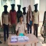 Six arrested for cyber fraud by posing as customer care representatives.