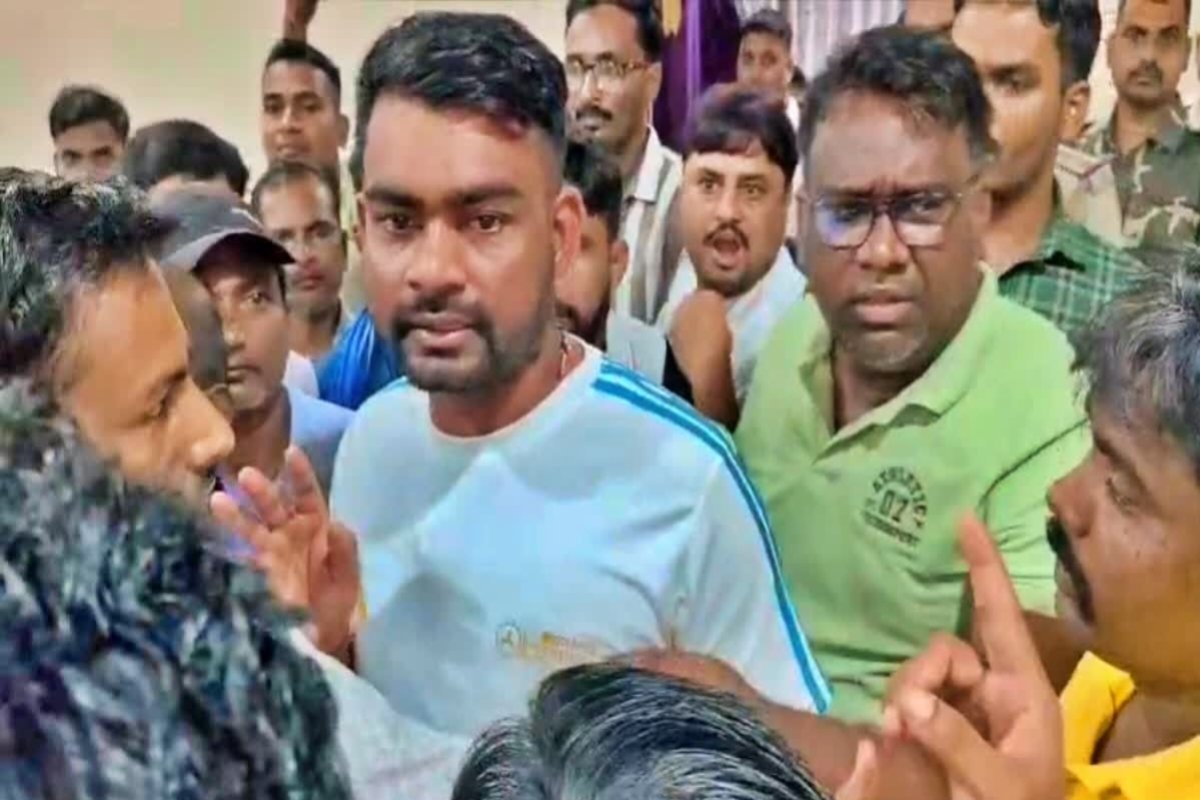 Dumri MLA Jairam Mahto accused of assault; FIR registered at Dhanbad police station.