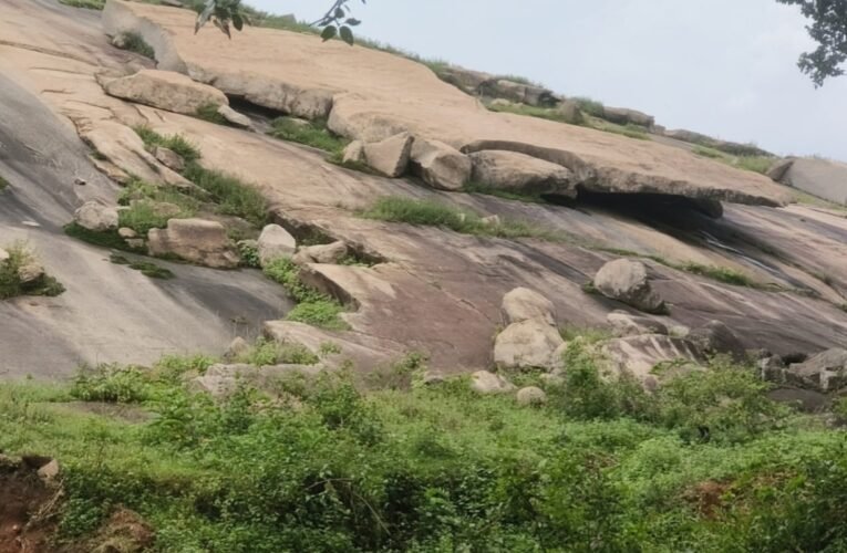 A unique attraction hidden amidst the rocky cliffs of Ramnavami; the administration's initiative could transform the face of Kolebira.