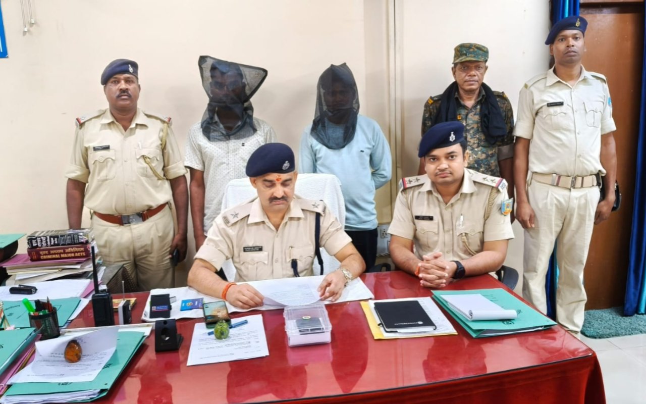 Motorcycle theft gang busted, three bikes recovered; two arrested.