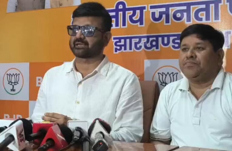 Pratul Shahdeo attacks Hemant government, says JMM government is following the path of Nazi Germany.
