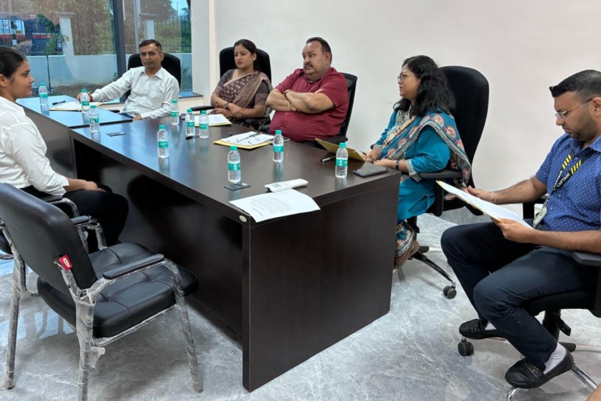Training for air hostesses and ground crew will begin in Jharkhand next month.