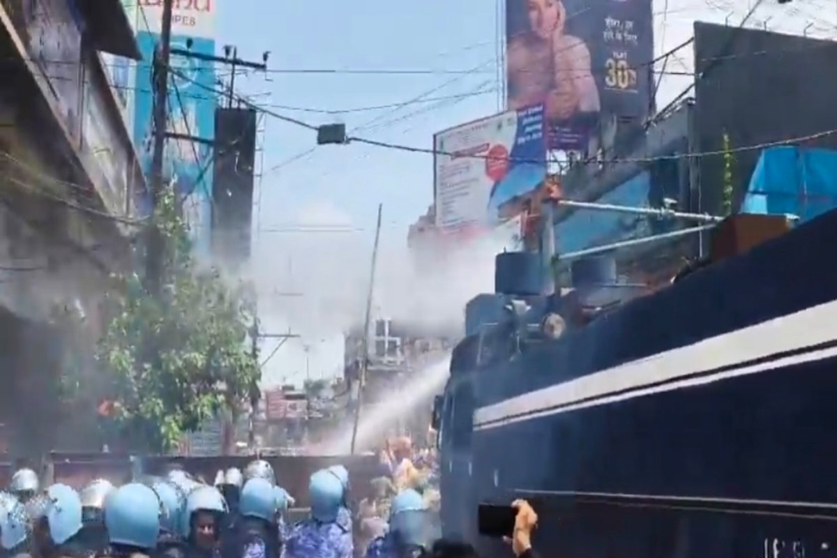 Students create a ruckus in Patna over BPSC TRE-4.
