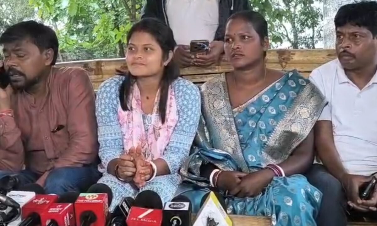 JLKM leader Baby Mahto raises questions regarding the viral audio; demands the release of the full audio and CCTV footage.
