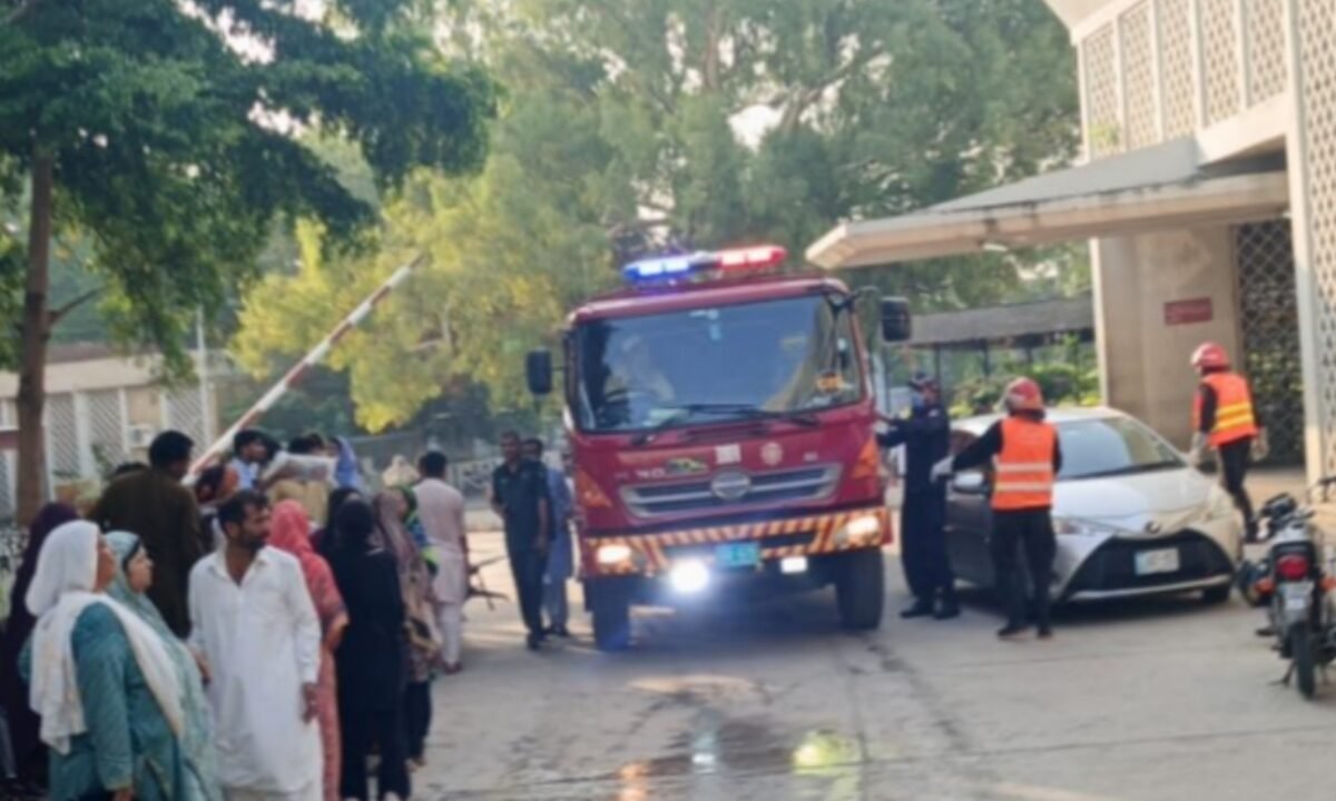 Massive fire at a government hospital in Islamabad; reports of 14 newborns dead; committee formed to investigate.