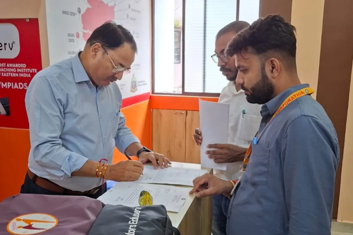 Municipal Corporation issues notices to six coaching institutes; warns of sealing if documents are not submitted within three days.