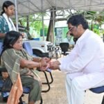 A Raksha Sutra adorned Chief Minister Hemant Soren's wrist on Raksha Bandhan.