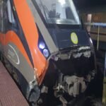Vande Bharat collides with a wood-laden tractor-trolley on the tracks in Hazaribagh.