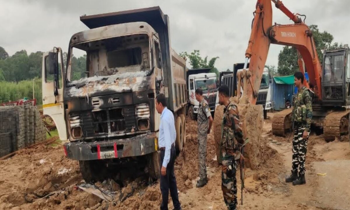 Criminals go on a rampage at the bypass construction site in Lohardaga.