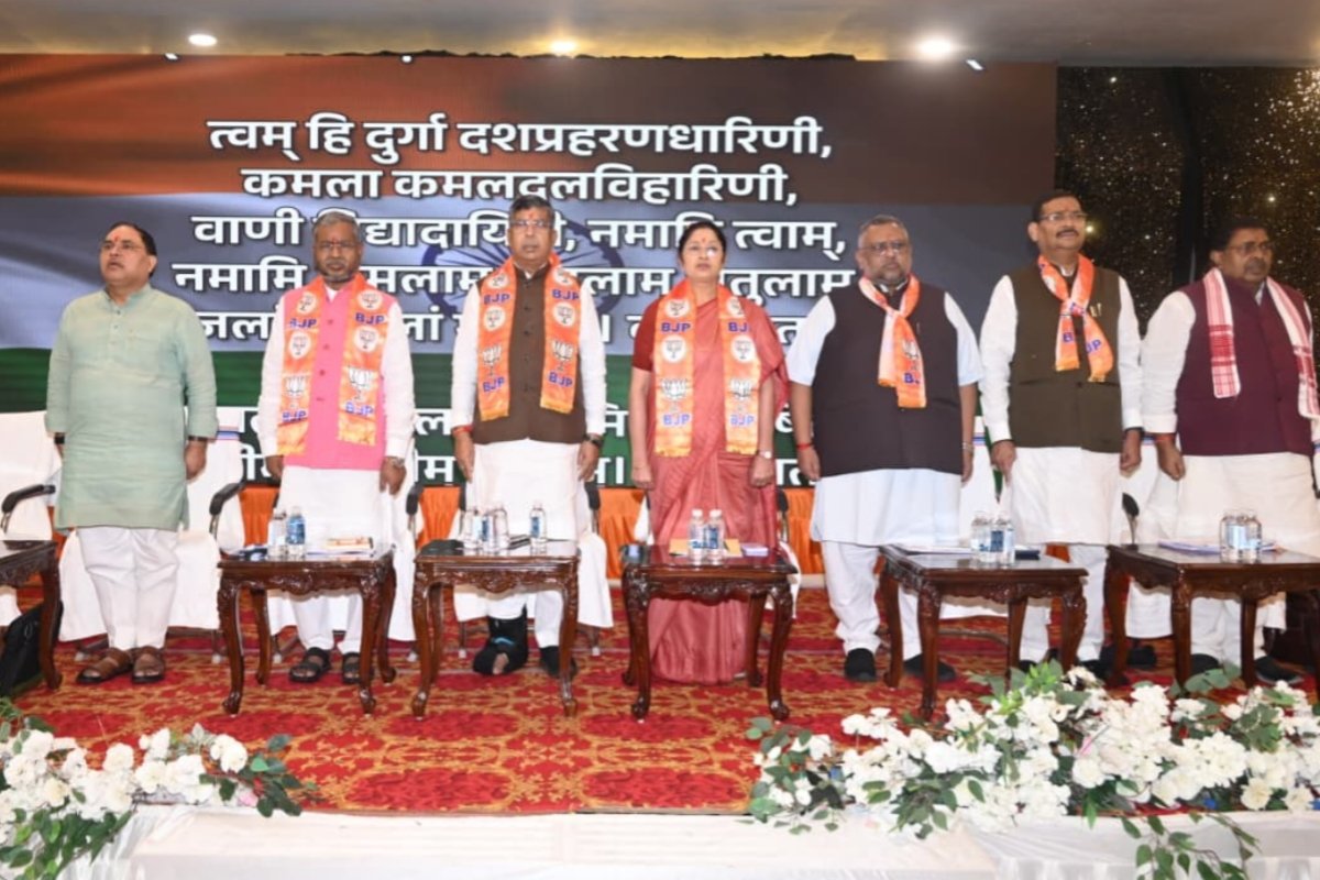 From September 17 to October 17, the BJP will run the 'Seva Sankalp Abhiyan' (Service and Resolve Campaign) and take the achievements of Modi's 25 years of public life to every household.