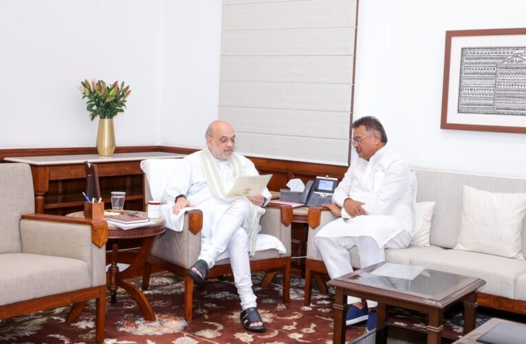 MP Manish Jaiswal met Amit Shah.