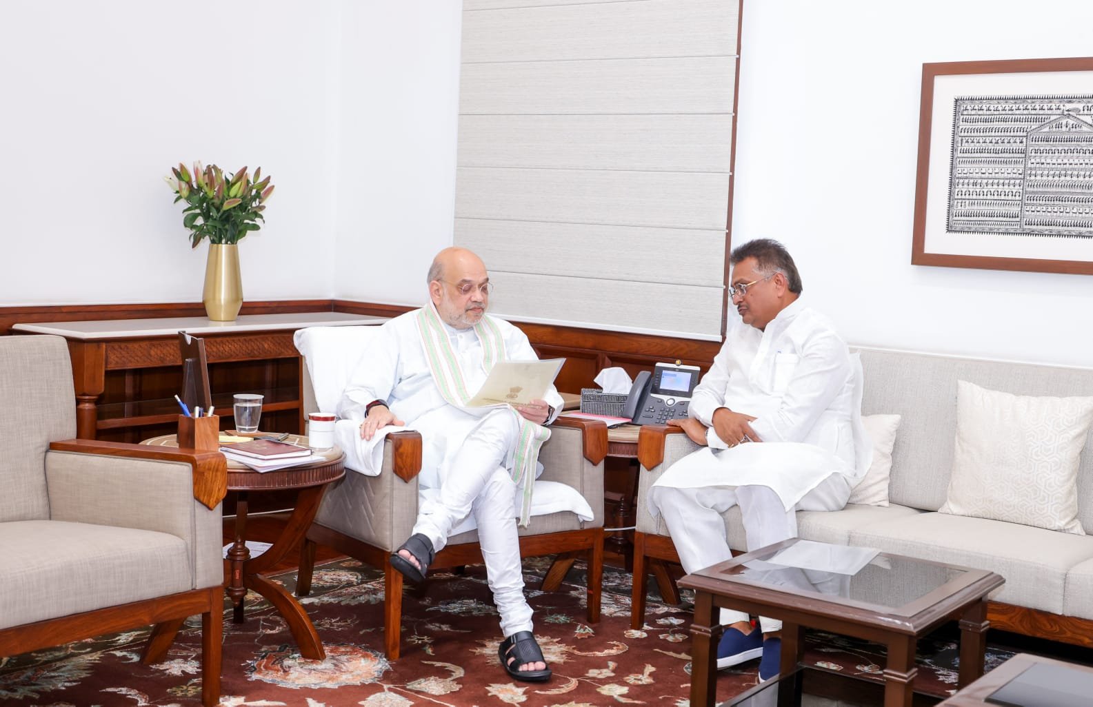 MP Manish Jaiswal met Amit Shah.