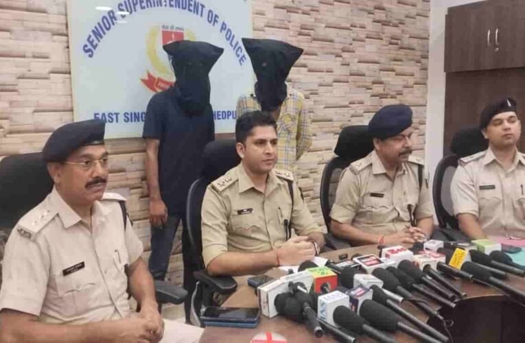 Chain-snatching case solved in Jamshedpur; two notorious criminals arrested.