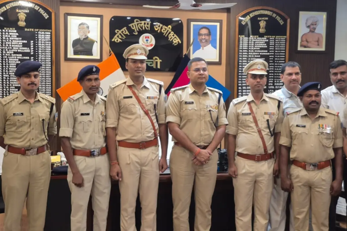 SSP pins badges on promoted police officers and personnel in Ranchi, extends congratulations.