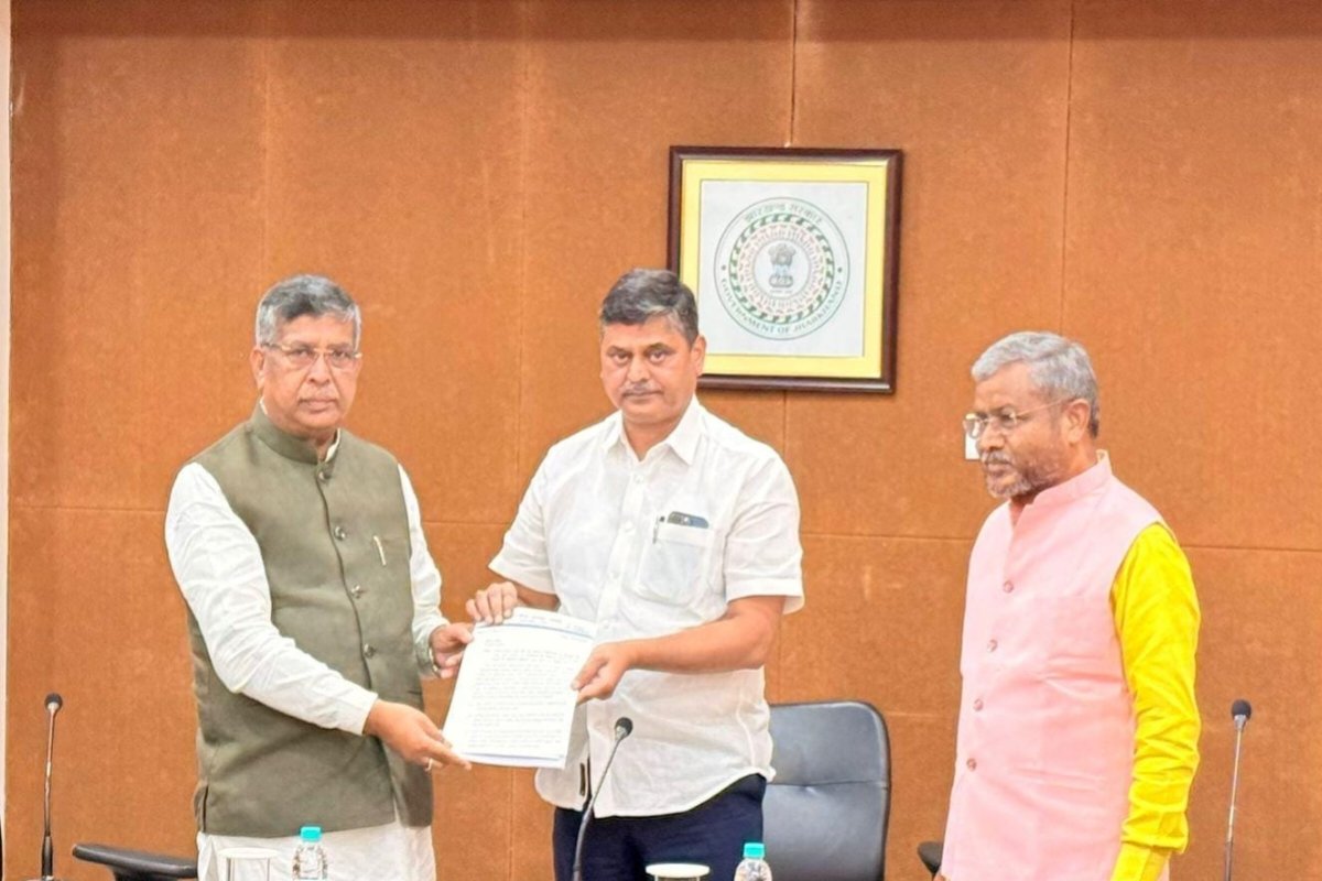 JPSC-JSSC Exam Irregularities: BJP Submits Memorandum to Chief Secretary