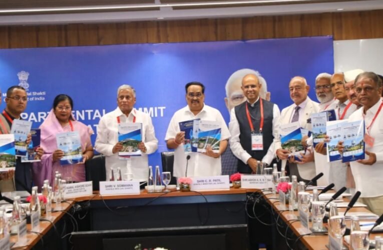 Jharkhand presents water management roadmap at JJM Summit; emphasis on increasing irrigation capacity.