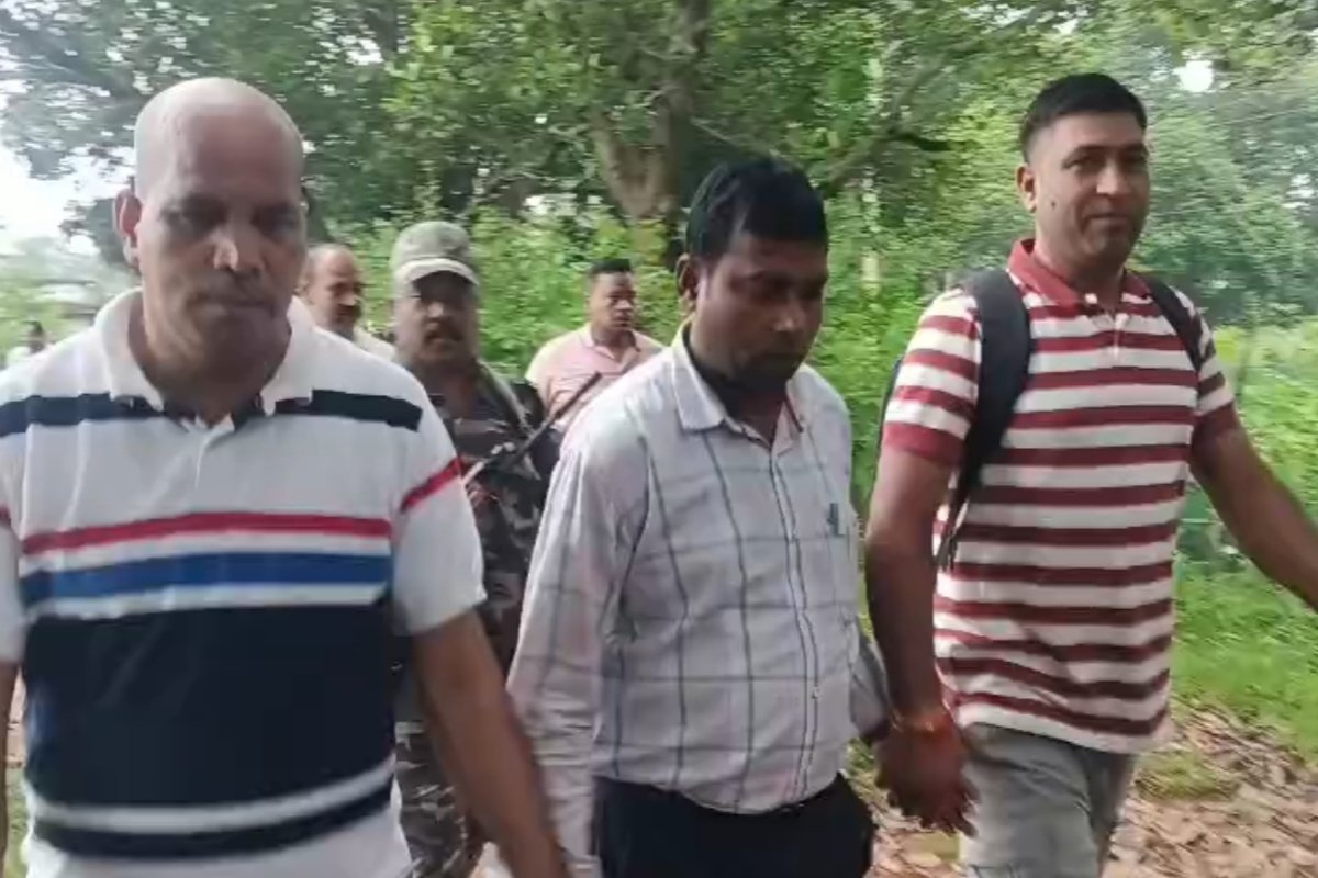 Palkot MGNREGA BPO arrested red-handed while accepting a bribe of ₹6,000; ACB action causes a stir.