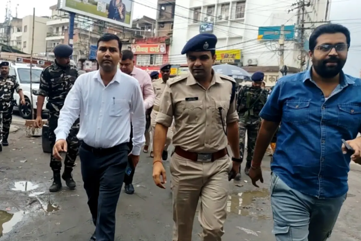 Administration on alert regarding Durga Puja in Ranchi; officials inspected major pandals.
