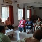 सेवा भारती की बैठक में लोकार्पण समारोह की तैयारियों पर चर्चा, कार्यकर्ताओं को सौंपी गई जिम्मेदारियां Preparations for the inauguration ceremony discussed at the Seva Bharati meeting; responsibilities assigned to volunteers.