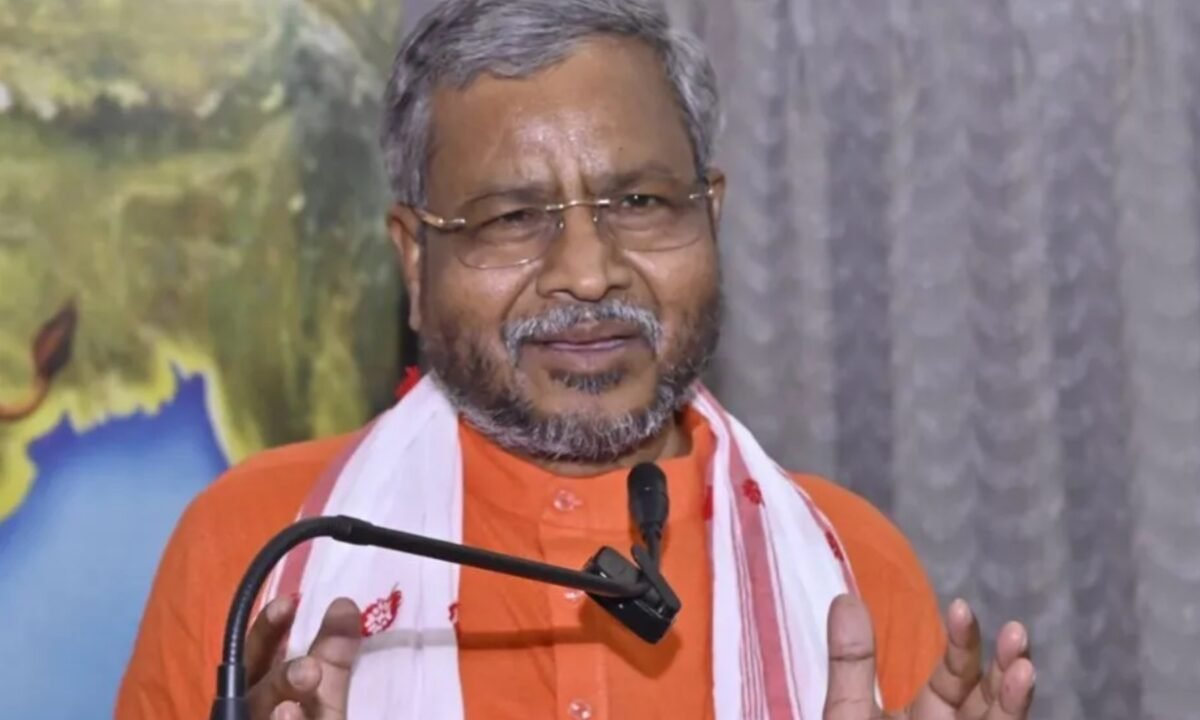 Babulal Marandi raises questions about the CID probe into the JSSC recruitment scam, alleges an attempt to shield the 'big fish'.