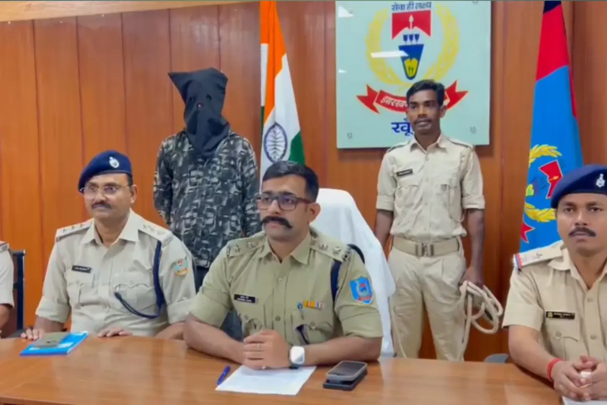 Theft of government power cables solved; pickup truck seized along with 19 bundles of wire.
