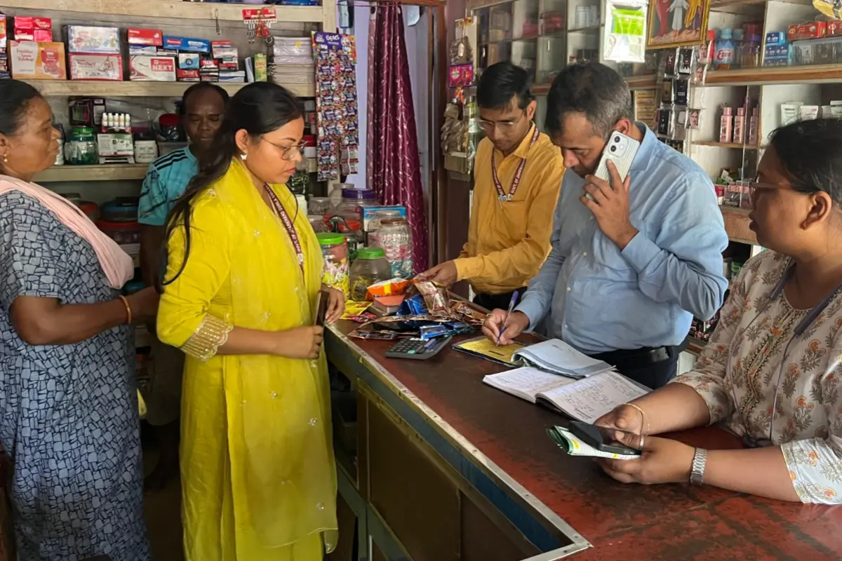 Food Safety Department raid: 5 kg of laddoos made with non-edible colors destroyed.