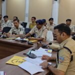 अपराध पर शिकंजा कसने को एसपी के सख्त निर्देश, 60-90 दिनों में कांडों के निष्पादन पर जोर SP issues strict directives to crack down on crime; emphasizes resolving cases within 60–90 days.