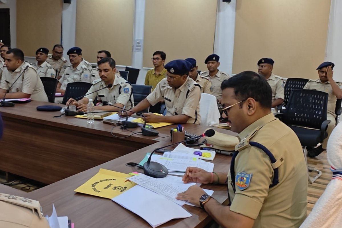 SP issues strict directives to crack down on crime; emphasizes resolving cases within 60–90 days.