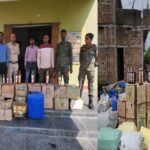 Chatra: Mini-factory for counterfeit foreign liquor busted in Postiya.