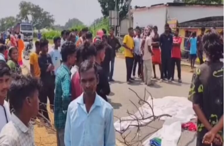 Speeding Hyva truck runs over couple on motorcycle in Sonahatu; both killed.