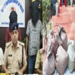 Jamshedpur: 330 liters of illicit country-made liquor seized in Bagbera.