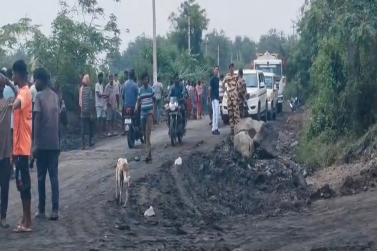 Clash between CISF and villagers in Chapapur, Nirsa