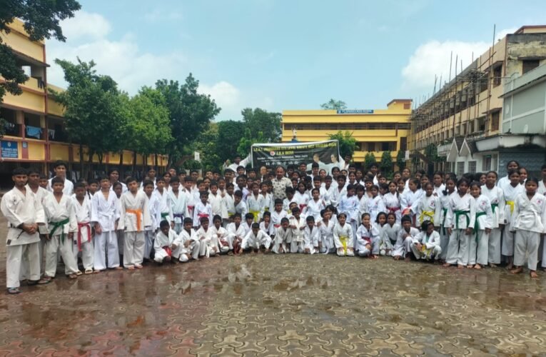 Grading examination for 170 karatekas in Chaibasa