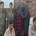 Four cybercriminals arrested in Deoghar; they used to commit fraud by posing as customer care representatives.