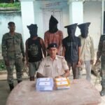 Miscreants entered the flat posing as SIR personnel.