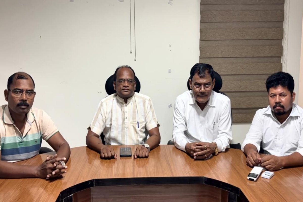 JMM targets BJP's foot march over Kurdeg road construction, calls it a political stunt.