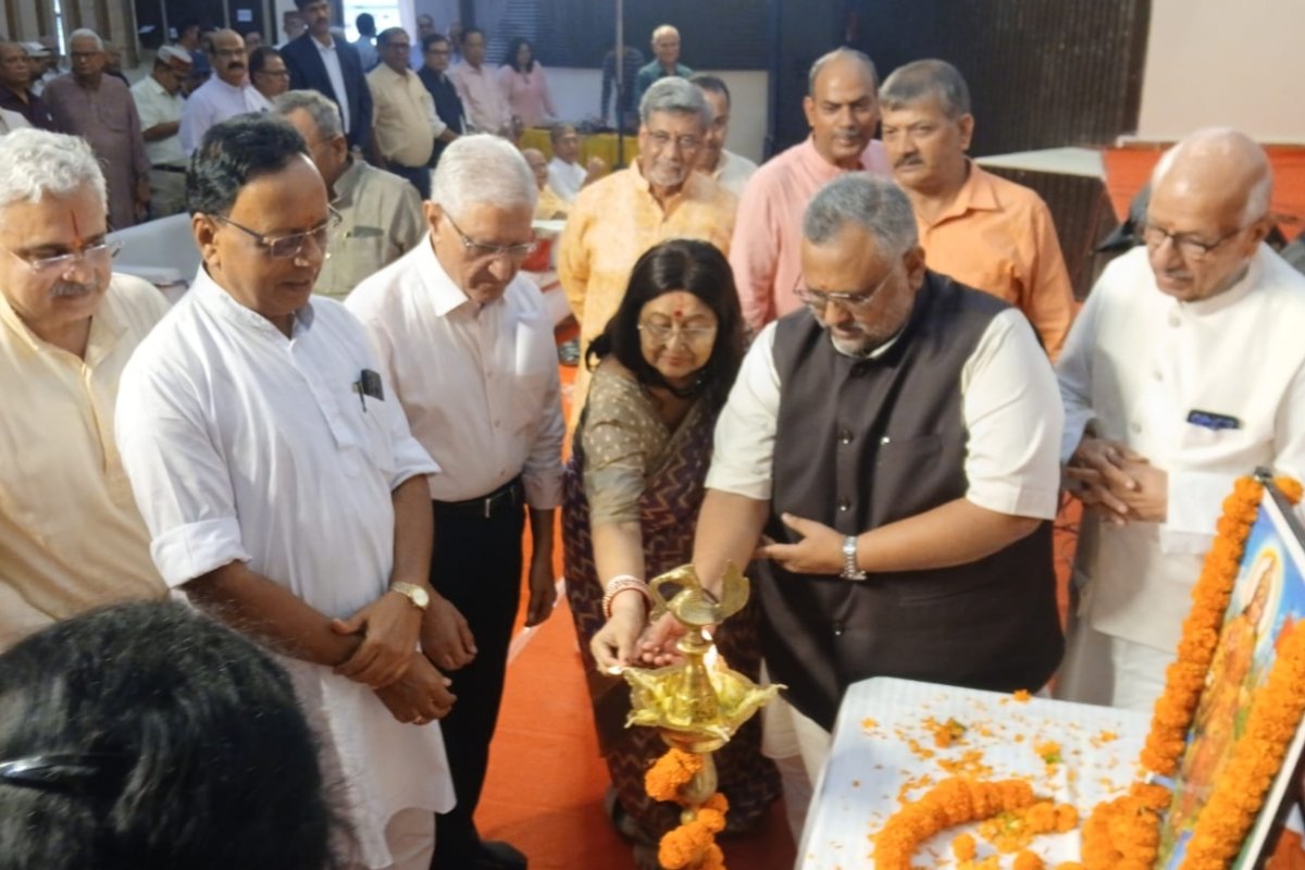 Service alone will restore India to the pinnacle of 'Vishwaguru': Dr. Pradeep Verma