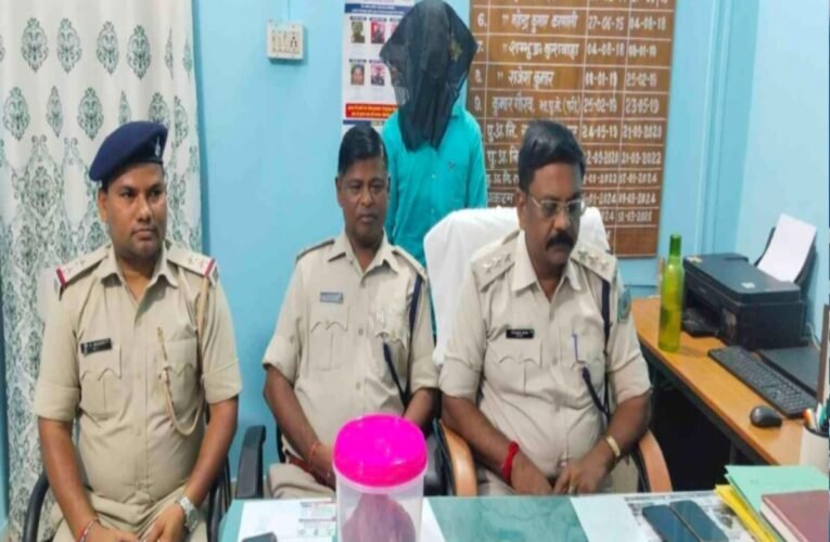 Jamshedpur: Revenge for the molestation of his wife