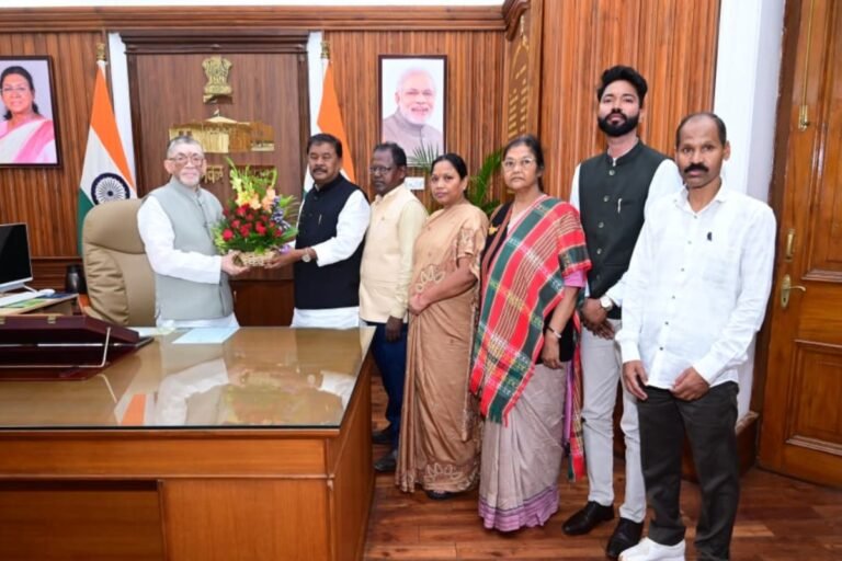 रांची : परिसीमन से पहले झारखंड में आदिवासी प्रतिनिधित्व की चिंता, राज्यपाल से राष्ट्रपति तक मामला पहुंचाने की मांग
