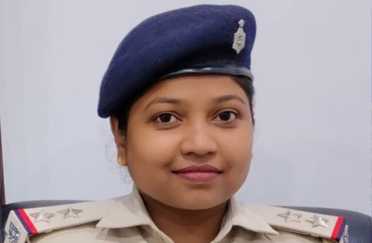 रांची : डिलीवरी के बाद बिगड़ी तबीयत, महिला दारोगा सुमित्रा कच्छप ने रांची में तोड़ा दम